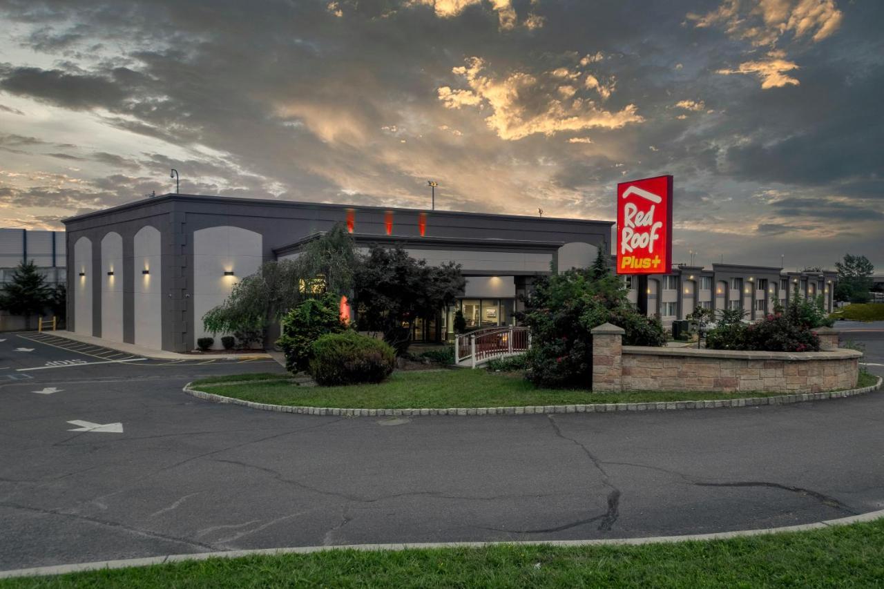Red Roof Inn Plus Newark Liberty Airport - Carteret Bagian luar foto