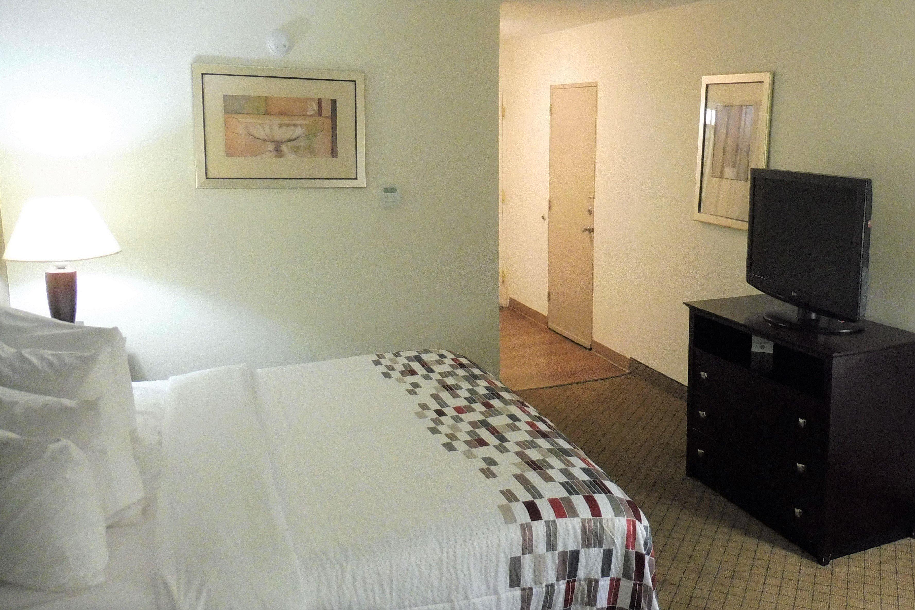 Red Roof Inn Plus Newark Liberty Airport - Carteret Bagian luar foto