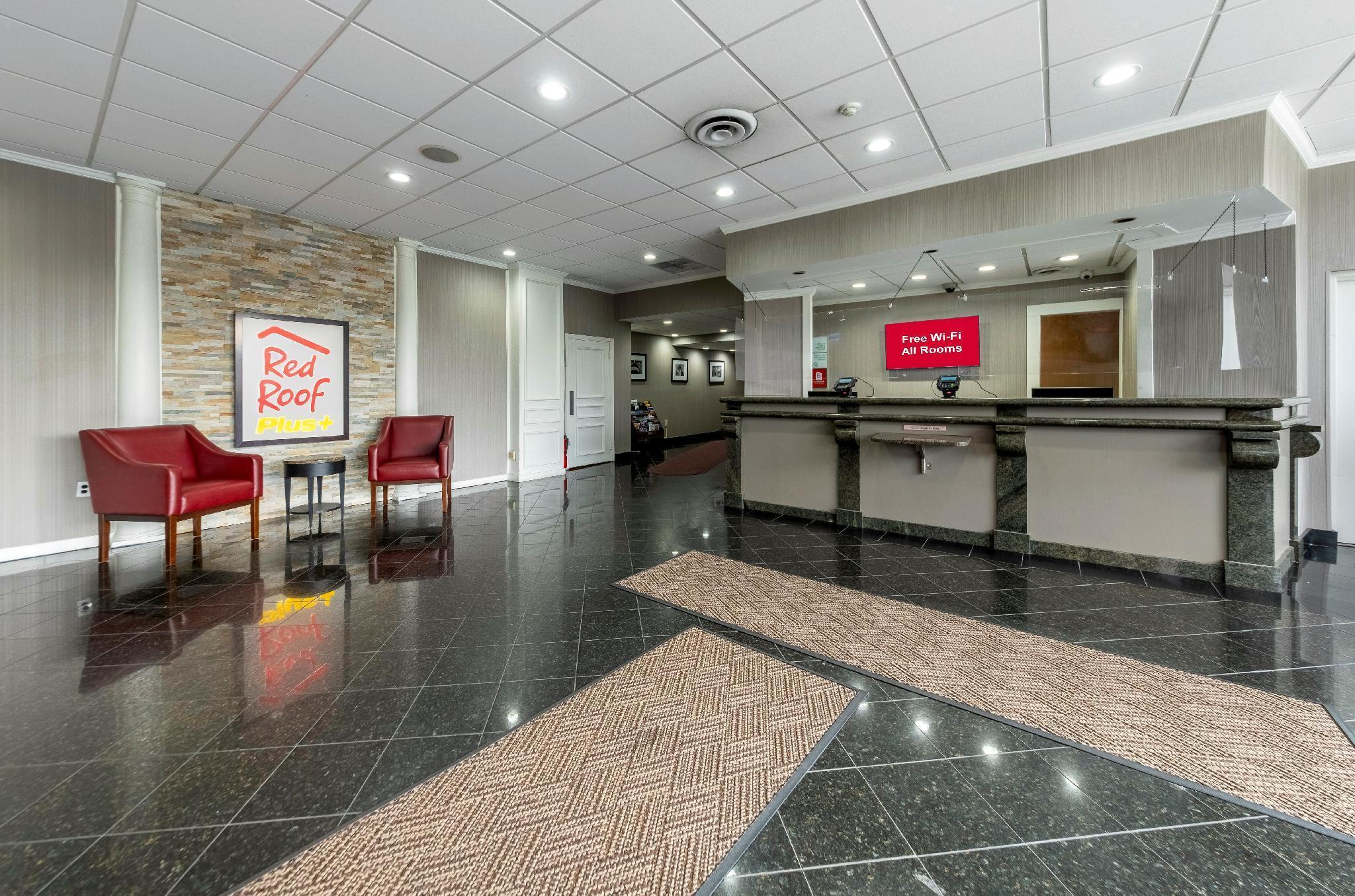 Red Roof Inn Plus Newark Liberty Airport - Carteret Bagian luar foto