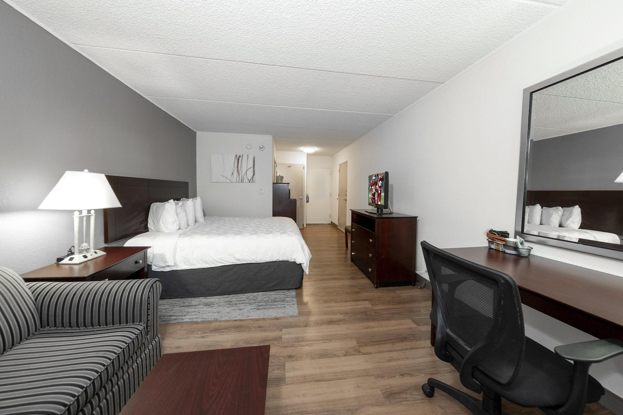 Red Roof Inn Plus Newark Liberty Airport - Carteret Bagian luar foto