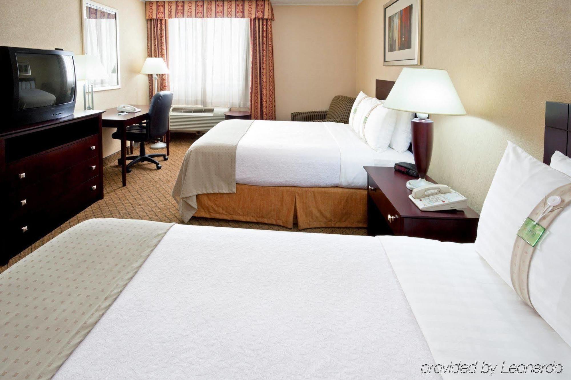 Red Roof Inn Plus Newark Liberty Airport - Carteret Ruang foto